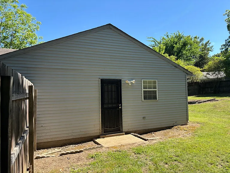 5015 French Bend Ln — Photo 3