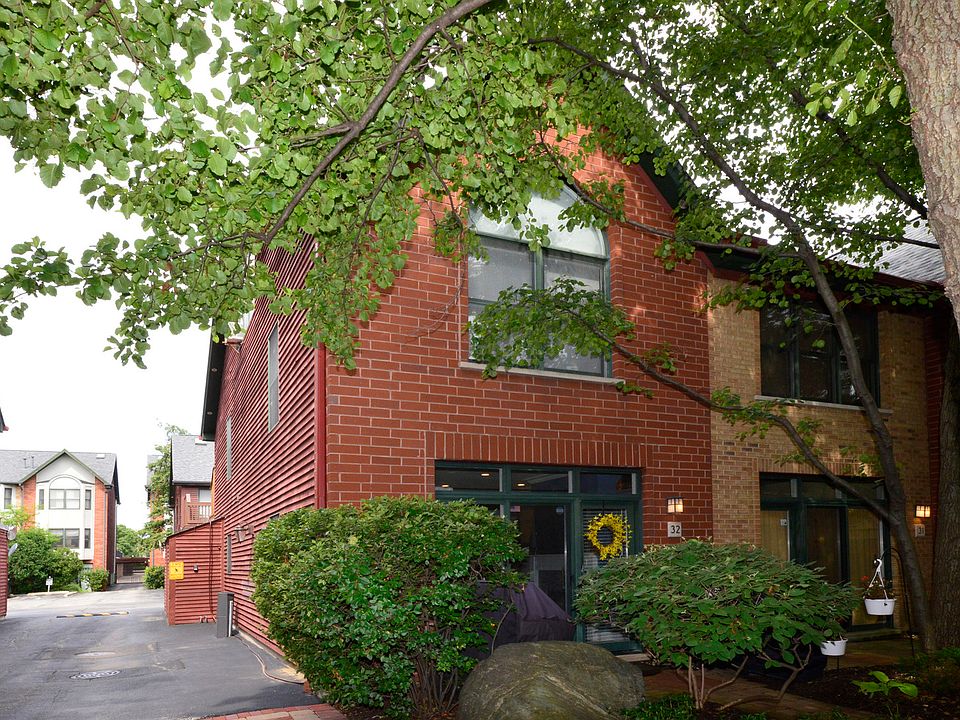 1st image of 1801 W Diversey Pkwy Unit 32