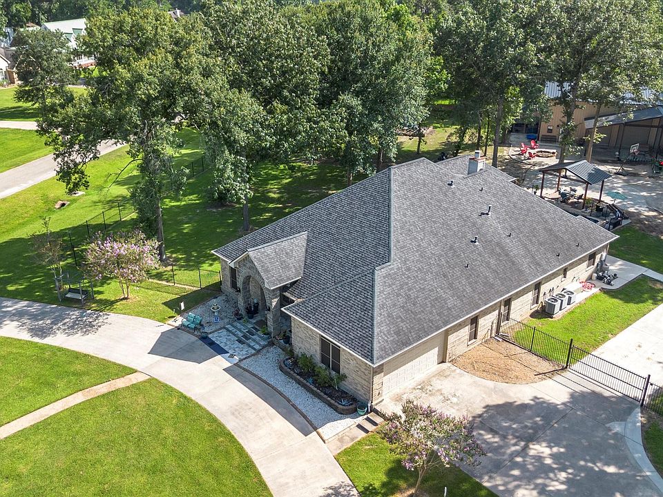 1st image of 218 Lago Trace Dr