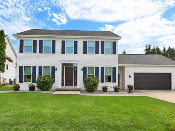 1445 W Breckenridge Ct, Appleton, WI 54914
