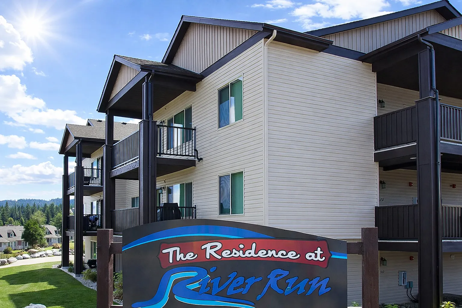 Residence at River Run — Photo 2