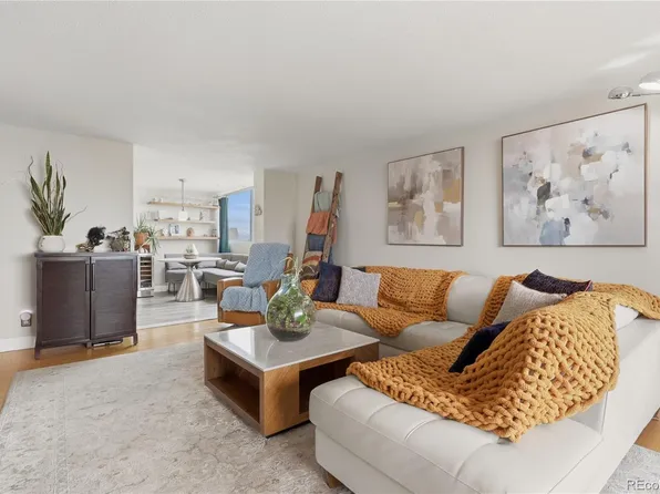 1155 N Ash Street #806, Denver, CO 80220