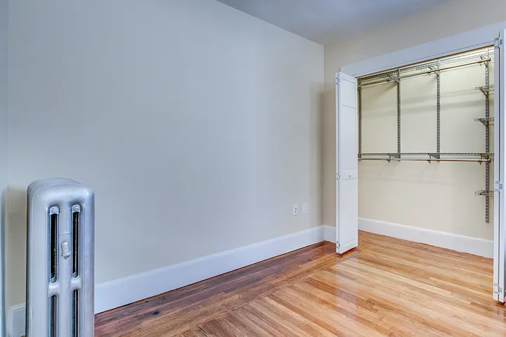 3 bed, 1000 sqft, $2,650 — Photo 4