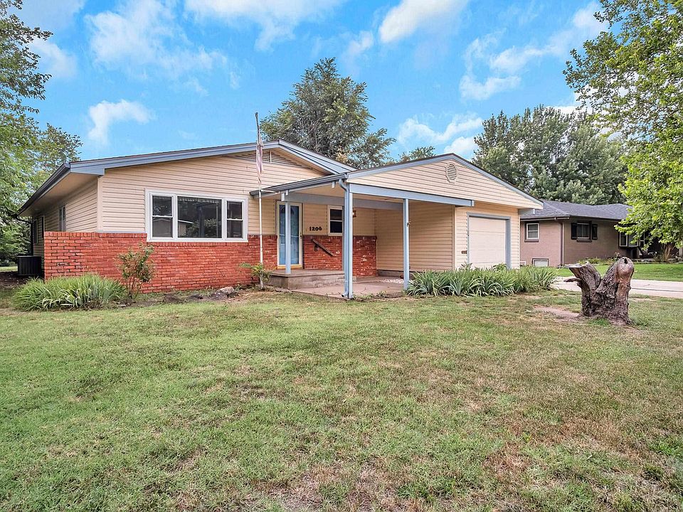 1st image of 1206 Eastmoor Dr