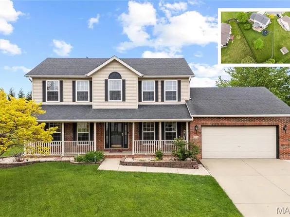 2724 Meridian Lake Dr, Shiloh, IL 62221