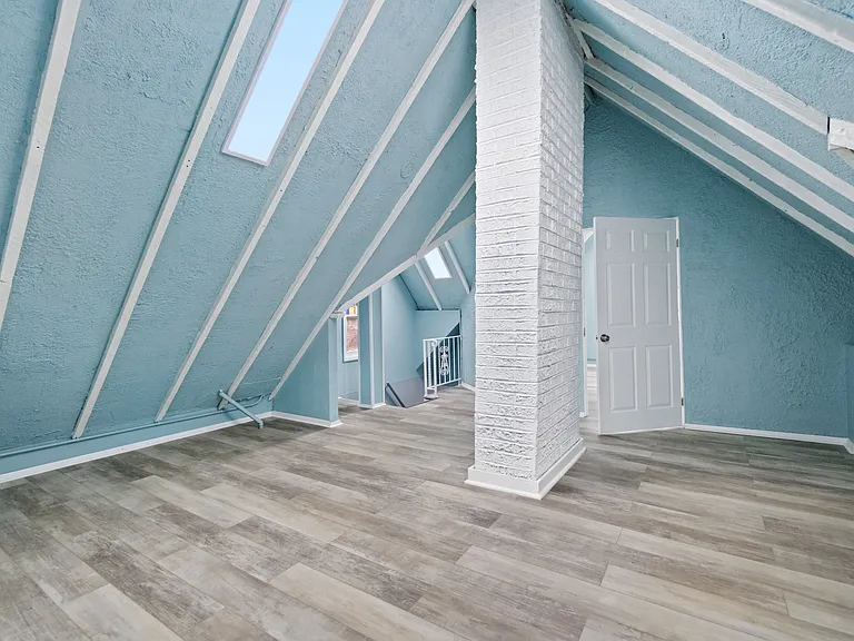 17 W Pierrepont Ave #2 — Photo 12