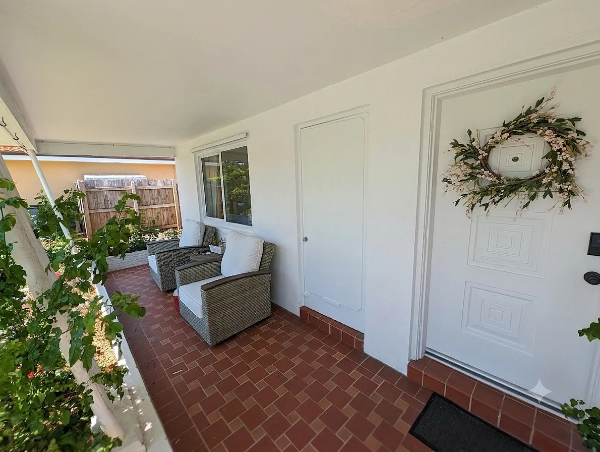 2 bed, 1300 sqft, $10,000 — Photo 4