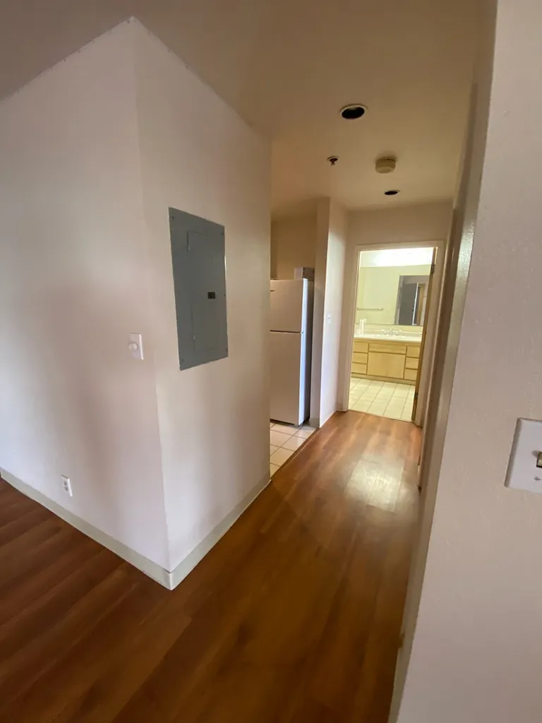 2 bed, 1100 sqft, $2,950 — Photo 3