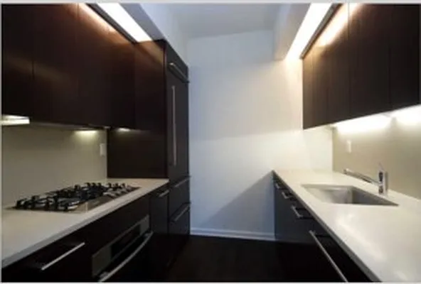 Sold by Avenue Real Estate | media 15