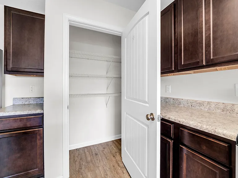 4924 Kensington Ln — Photo 28