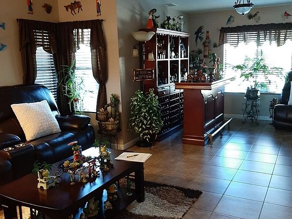 5th image of 10776 Dove Ct