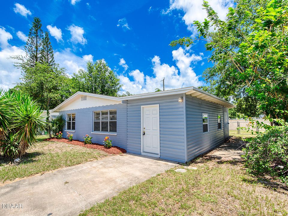 1st image of 104 Palm Dr
