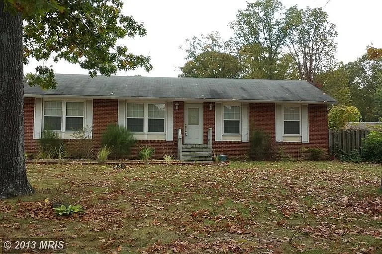 183 Magothy Beach Rd photo 1