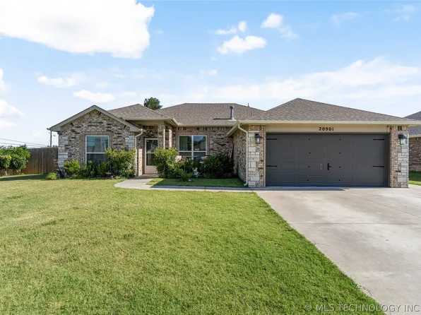 20901 E 40th Pl S, Broken Arrow, OK 74014
