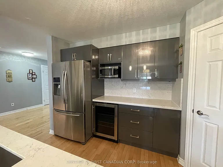 2722 Bateman Trl — Photo 9