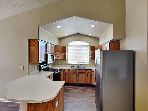 3rd image of 1199 S Slate Canyon Dr