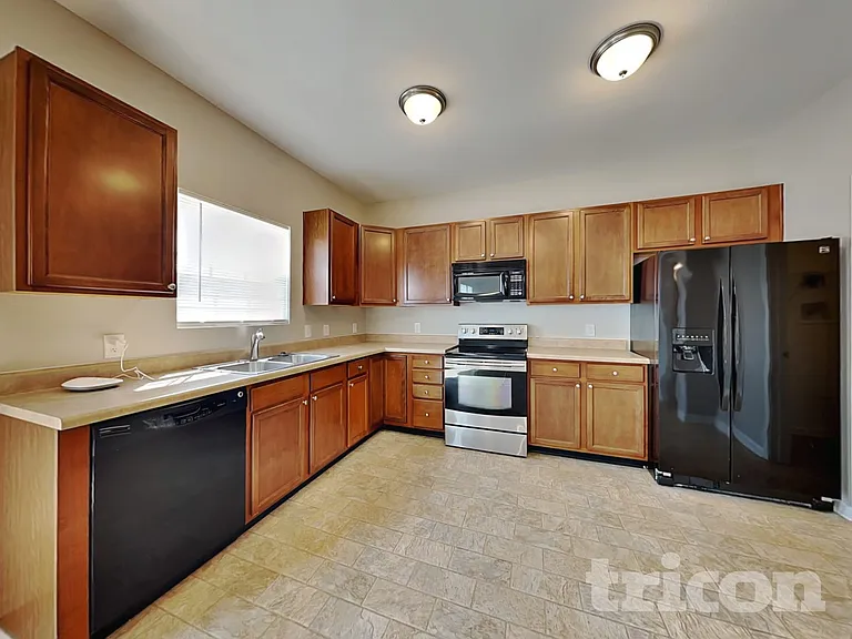 3349 Table Rock Dr — Photo 4