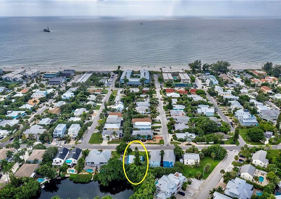 2nd image of 7003 Holmes Blvd