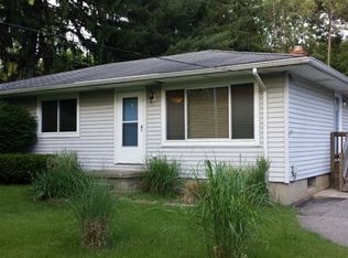 2530 S Commerce Rd, Commerce Township, MI 48390