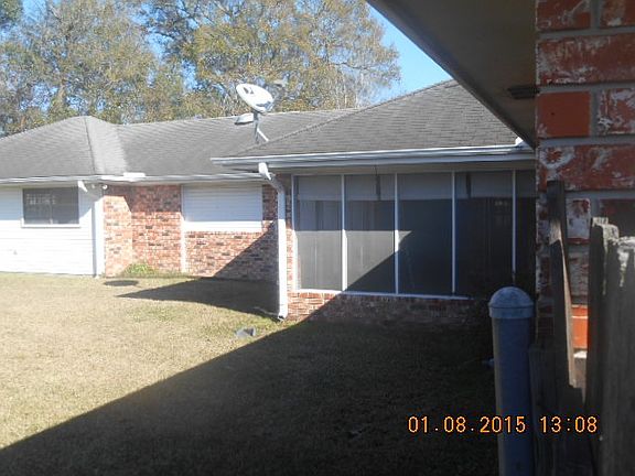 3rd image of 804 W Bonaire Dr