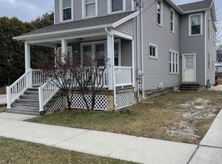 1223 S 9th St, Manitowoc, WI 54220