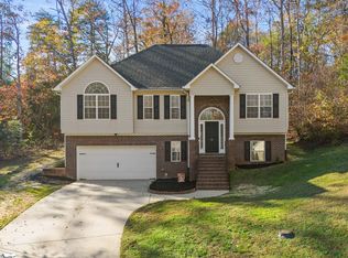42 Daughtry Ct, Travelers Rest, SC 29690