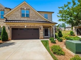 978 Bonanza Ln, Mebane, NC 27302