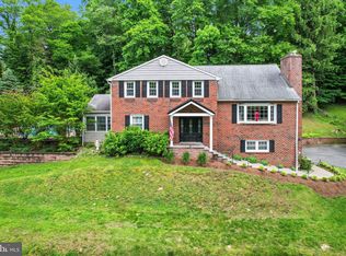 502 Braves Trail Ln, Media, PA 19063