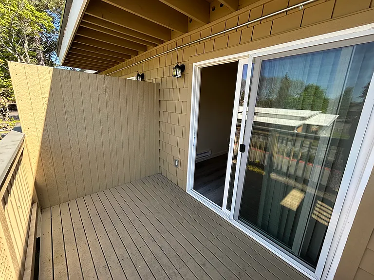 Washington Park Apartments — Photo 38