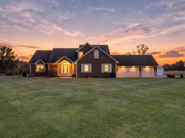 6875 W Maple Grove Rd, Huntington, IN 46750