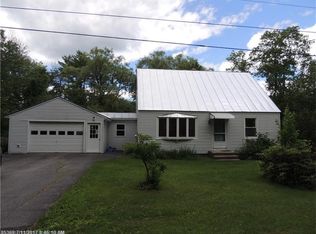 34 Brighton Rd, Solon, ME 04979