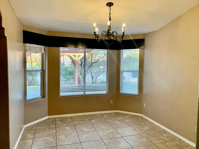 7320 E Knollwood Dr — Photo 15