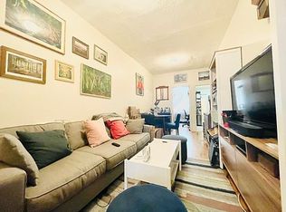 704 Sackett St #2LL, Brooklyn, NY 11217