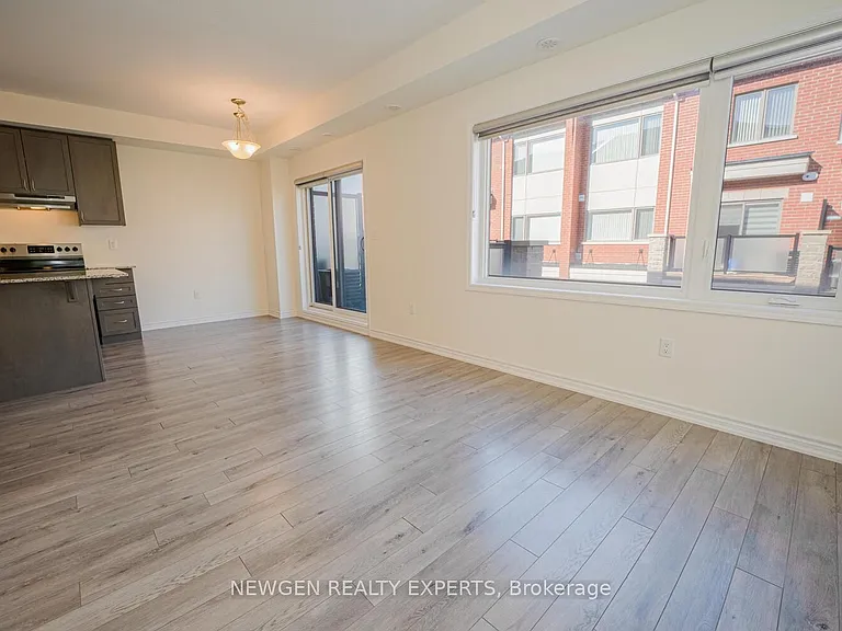 240 Lagerfeld Dr #13 — Photo 8