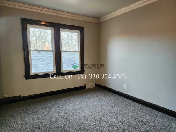 916-918 Peckham St, Akron, OH 44320