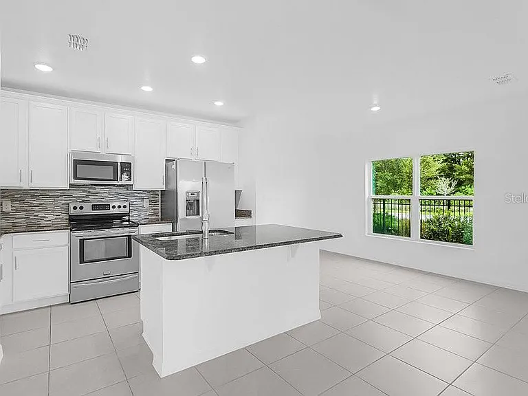 3401 Beau Rd — Photo 6
