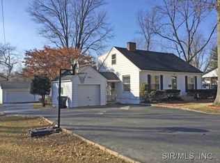 633 S Missouri Ave, Belleville, IL 62220