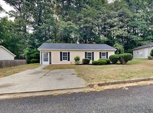 852 Claxton Dr SW, Mableton, GA 30126