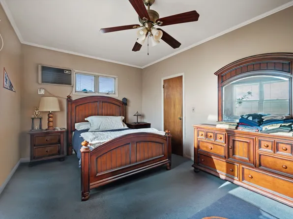 1040 84th Street image 8 of 11