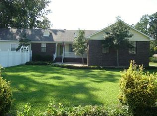 901 Pine Cir, Leeds, AL 35094