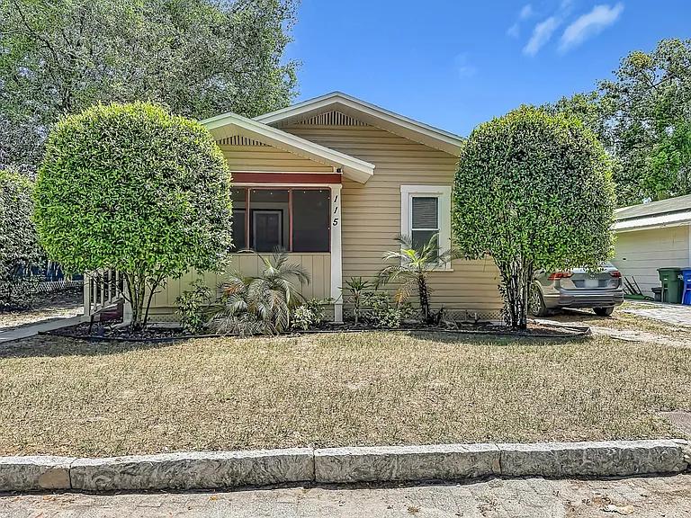 115 E Lambright St — Photo 41
