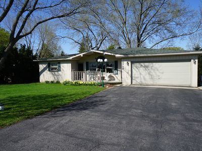 2707 N Sequoia Dr, McHenry, IL, 60051