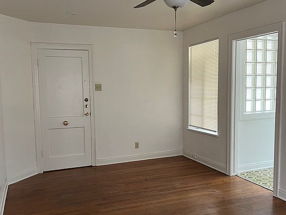 2nd image of 1206 Shelley Ave APT A