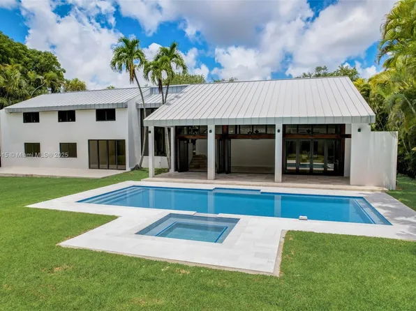 8530 SW 121st St, Miami, FL 33156