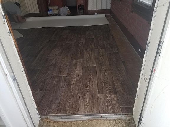 3rd image of 3117 Tate Ave