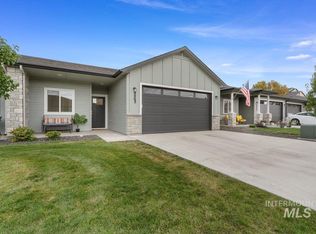 4863 N Selway Falls Ln, Meridian, ID 83646