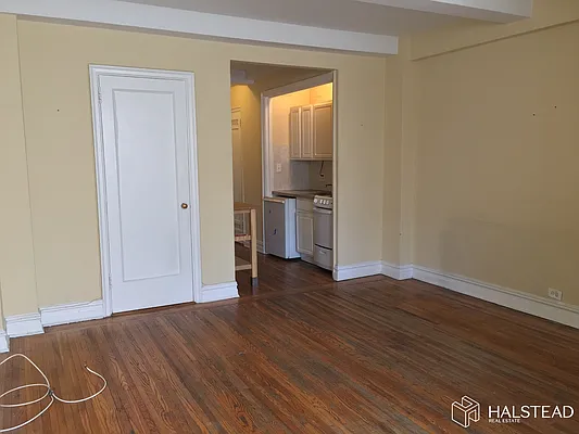 Rented by Halstead Real Estate | media 3