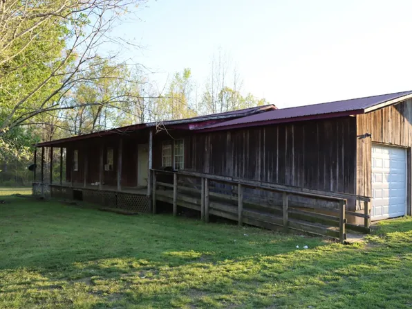 765 Foster Rd, Adamsville, TN 38310