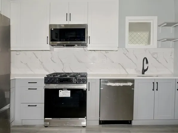 20 West 49th Street image 11 of 26