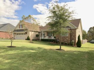 6560 Candlelight Dr, Paducah, KY 42003